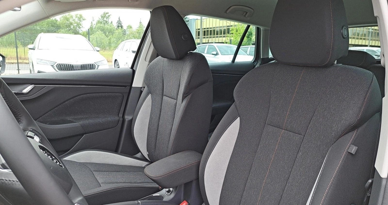 Skoda Scala cena 106000 przebieg: 1, rok produkcji 2023 z Praszka małe 326